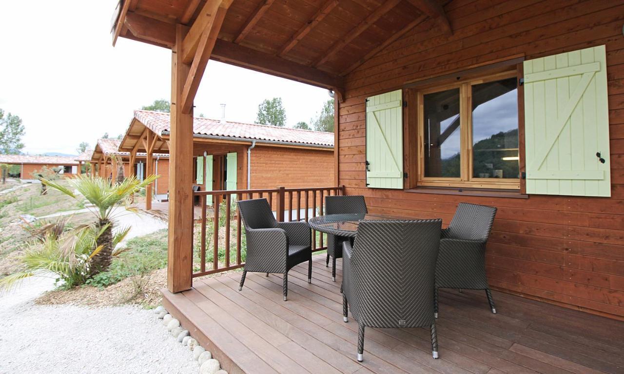 Les Chalets Montrejeau Montréjeau Exterior foto